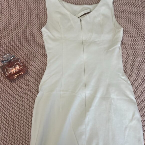 Cream White Fitted Dress - Picture 8 of 10